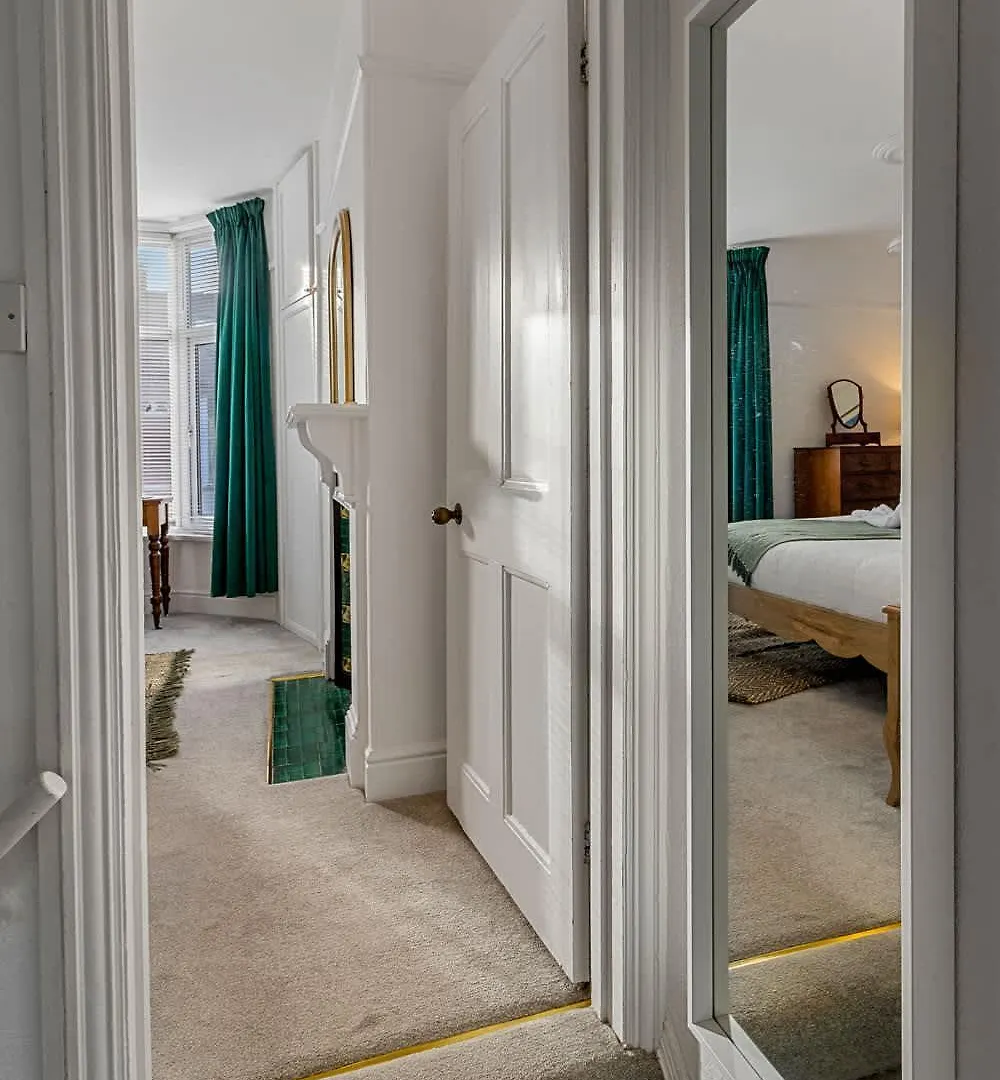 Exeter Station House - Short Stays Uk Ltd 0*,  United Kingdom